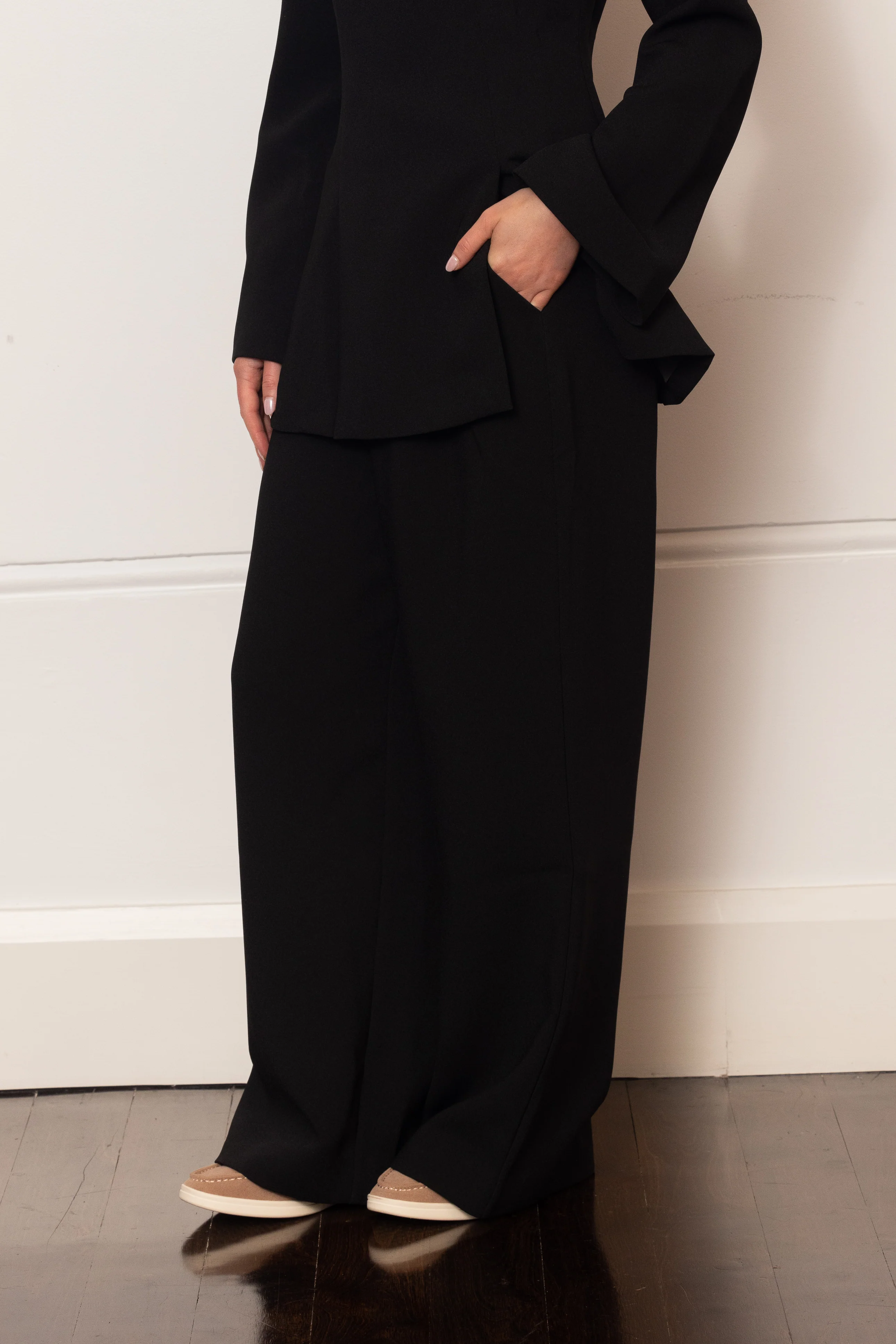 Everlyn Pants - Black - Image 3