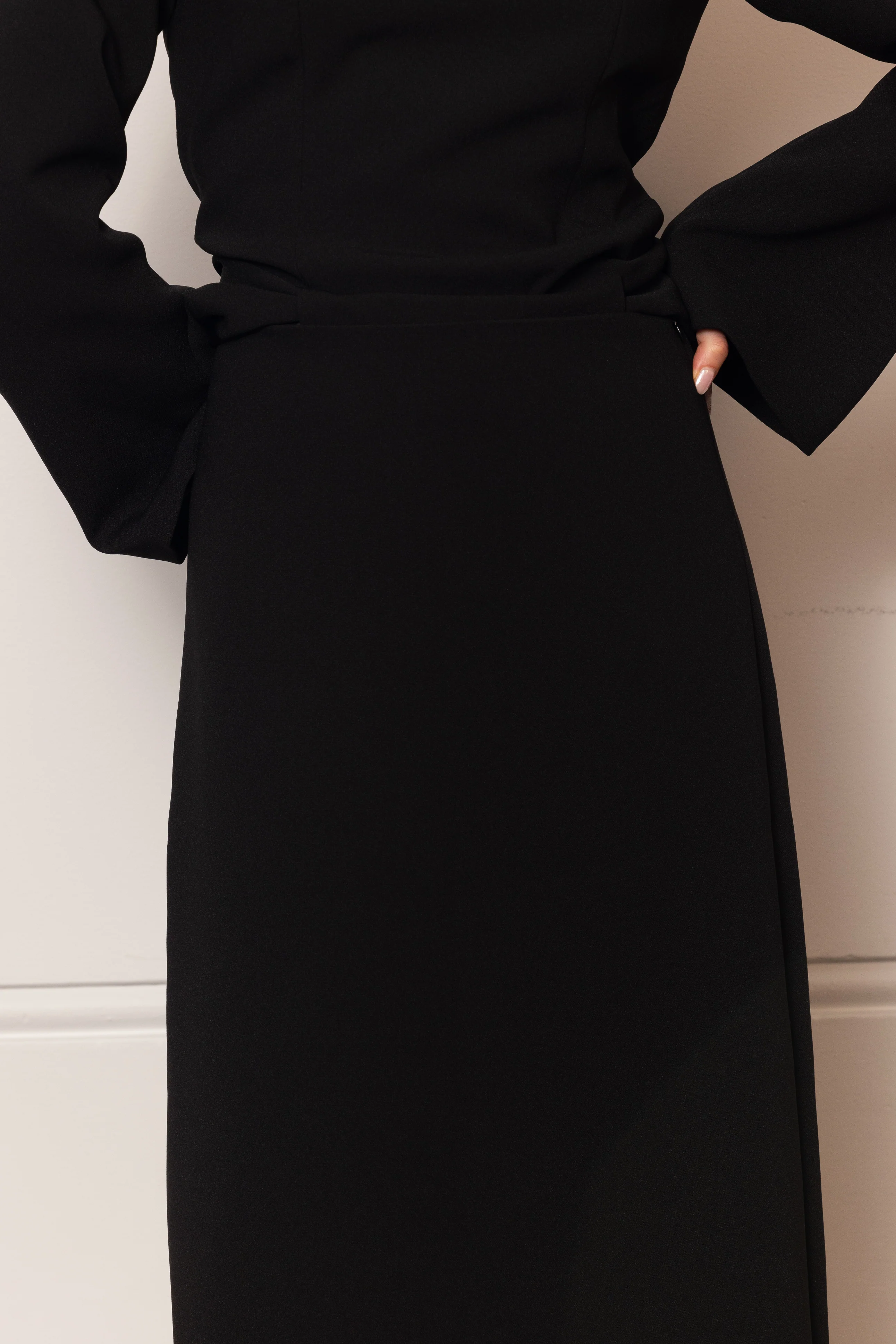 Everlyn Skirt - Black - Image 3