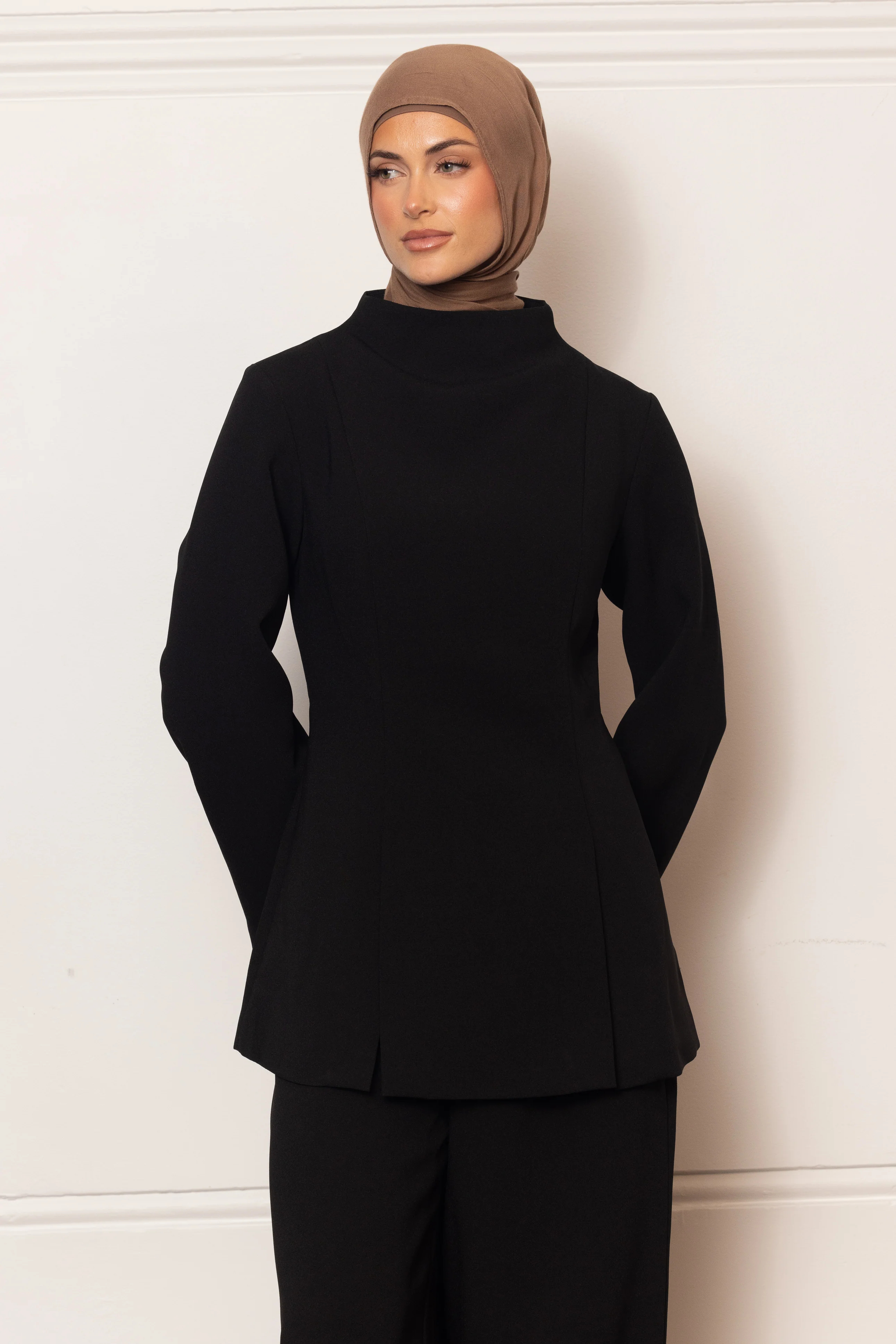 Everlyn Top - Black