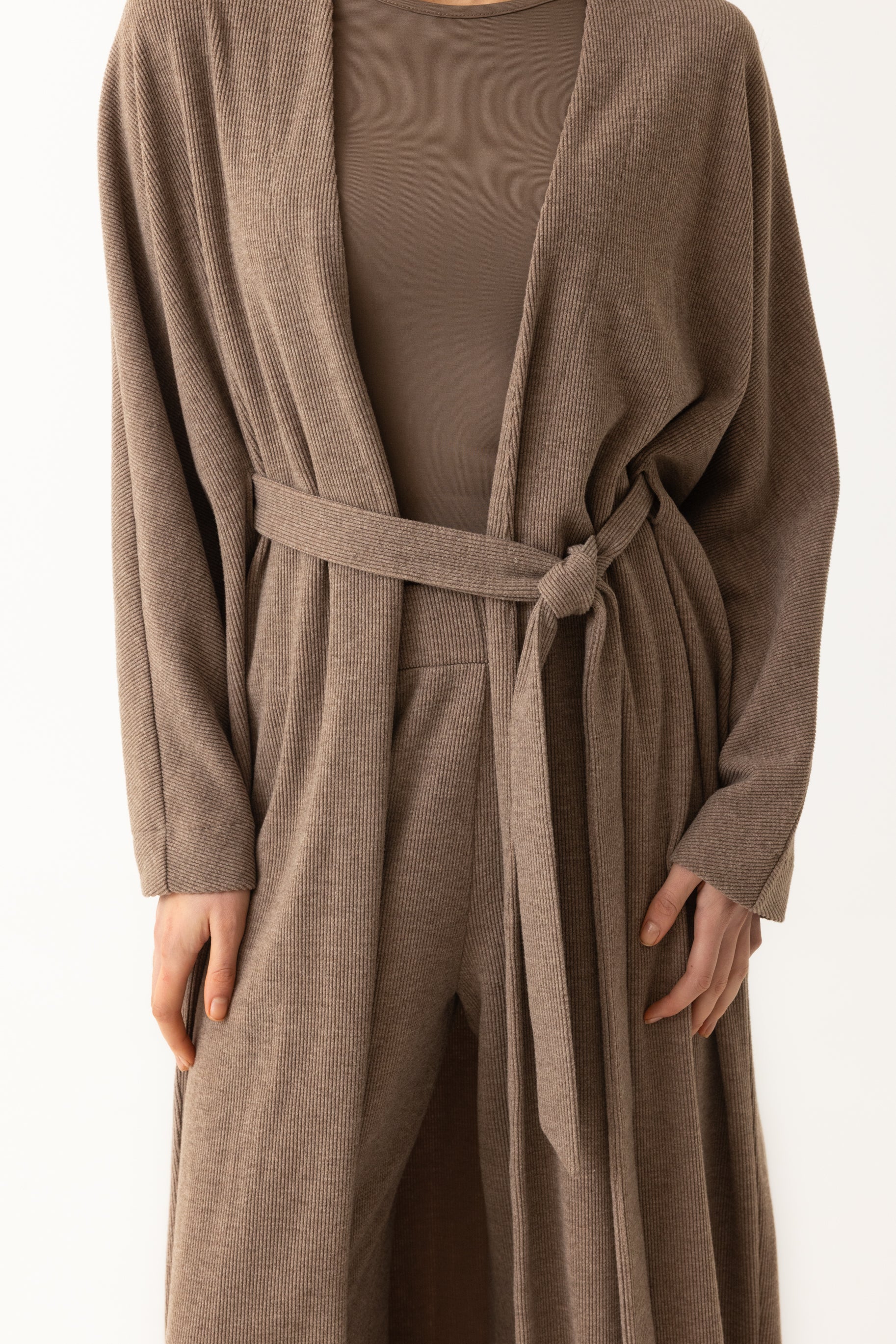 Rib Knit Batwing Abaya - Taupe - Image 3