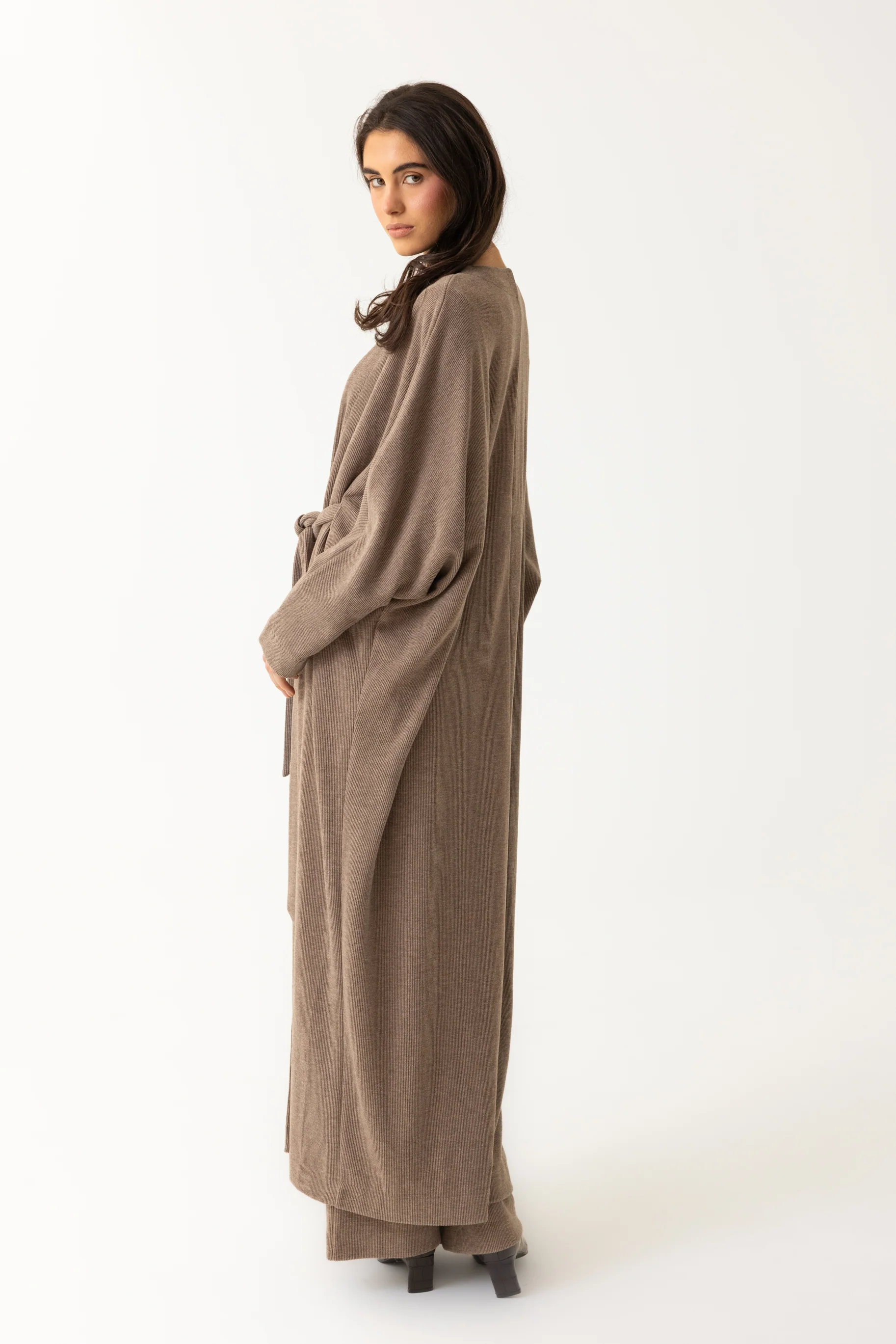 Rib Knit Batwing Abaya - Taupe - Image 7